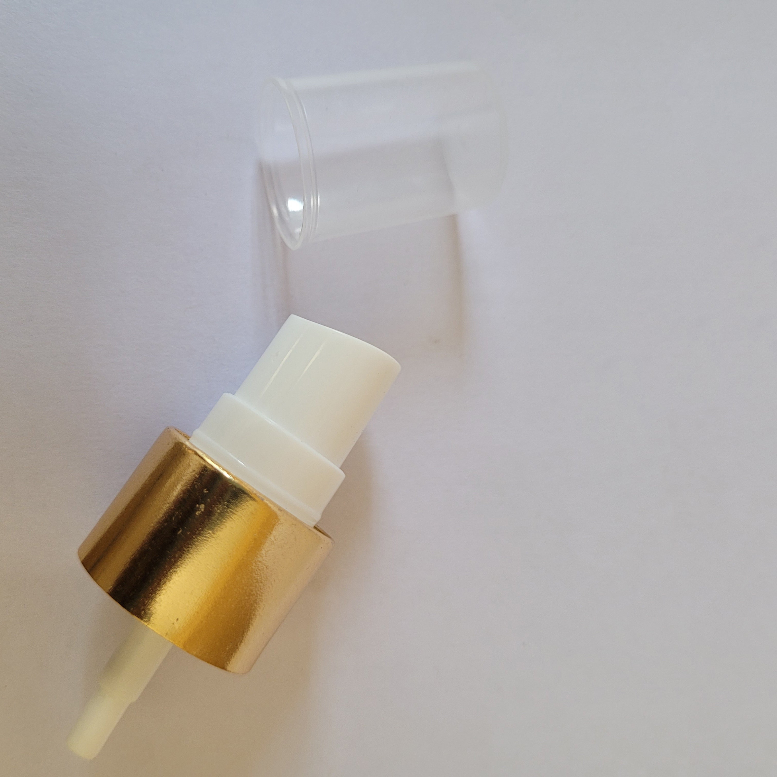 [ZMPC12] Gold Plated White color Mist Spray Pump with Transparent cap- 20mm & 24mm Neck